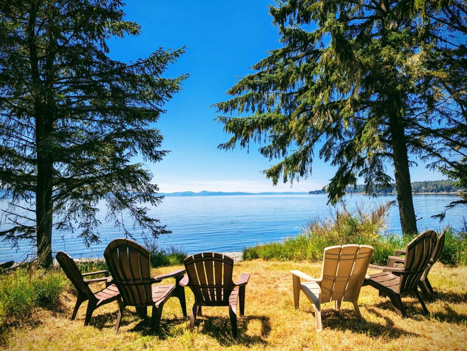 Woodside Farm Country Inn Sooke Exteriör bild